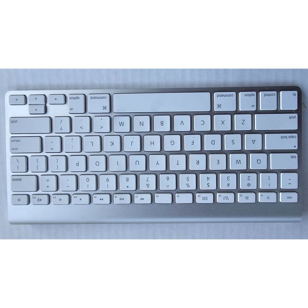Apple Mac Key Board Keyboard Model A1314 - image 1